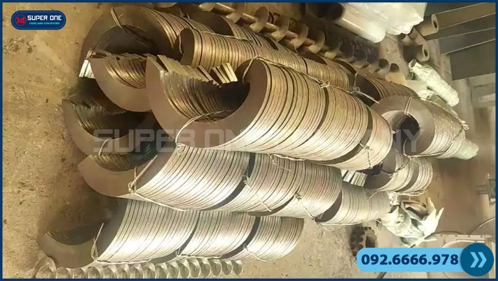 Cánh vít tải Hà Nam độ chính xác cao, bảo hành dài hạn Cánh vít tải Hà Nam độ chính xác cao, bảo hành dài hạn