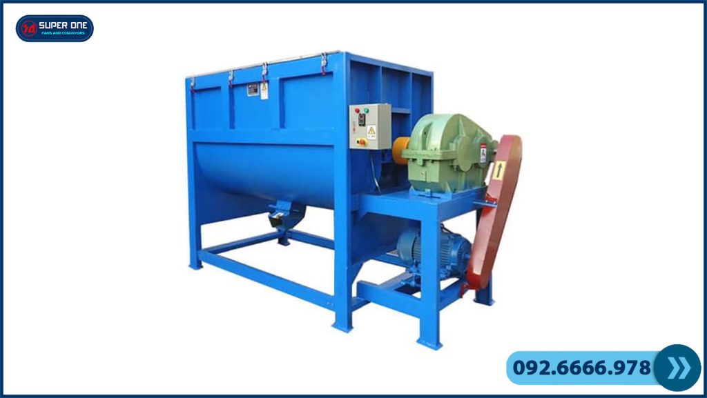 Báo giá máy trộn thức ăn chăn nuôi bền bỉ, giá tốt